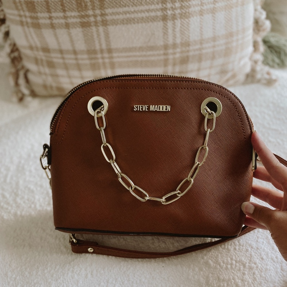 Steve Madden Tan Crossbody Bag with Chain Detail